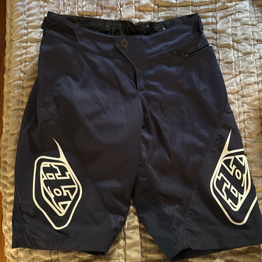 Troy Lee Designs - sprint shorts- size 34